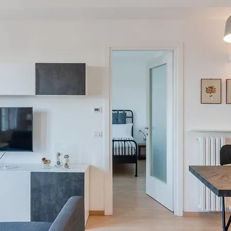 Apartamento Nolo Flat - Metro Turro & Wi-fi Milán