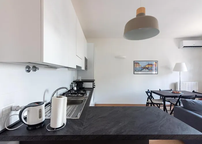 Apartament Charming Nolo House - Metro Turro & Wi-fi Mediolan